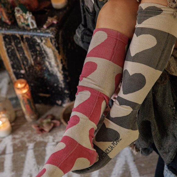 Magnolia Pearl Block Heart Over The Knee Socks, Queen of Hearts OS - Picture 1 of 5